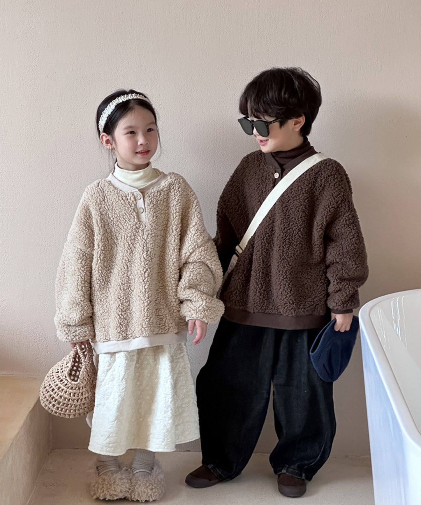 【aimoha-KIDS-】韓国子供服　ボアオーバースウェット