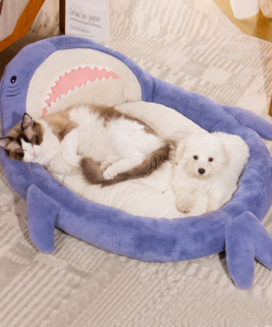 サメ型ペット用クッションベッド